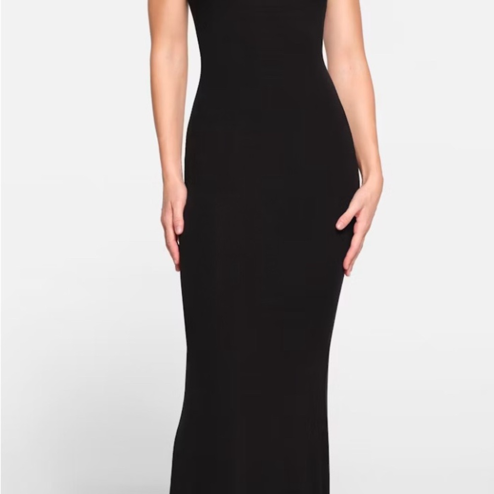 SKIMS Strapless Black Dress
